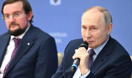 Владимир Путин провёл встречу с предпринимателями Дальневосточного федерального округа